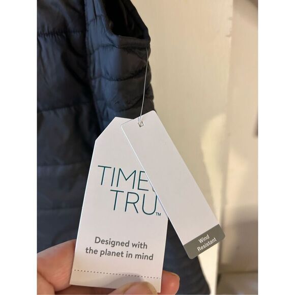 Time & Tru nylon puffer vest black zipper xl 16/18 new - Picture 3 of 7